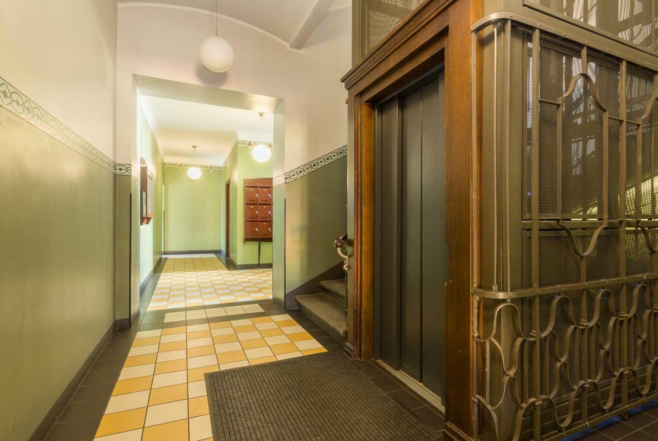 Apartamento Royal Riga Exterior foto